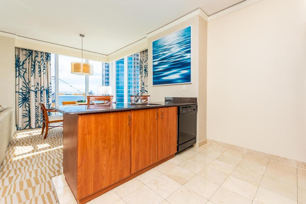 Hotel International Beach Tump Resort Ocean View 1100 Sf 1 Bed 1Bth Privately Owned Sunny Isles Маями Бийч Екстериор снимка